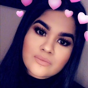 Meet your Posher, Juana